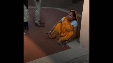 ग्वालियर गिर्द: शराबी करता है विकलांग पत्नी और मूकबधिर बेटे से मारपीट, पीड़ित ने एसपी से लगाई न्याय की गुहार