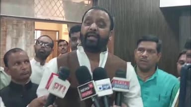 जखनिया: नारी शक्ति वंदन अधिनियम पर सपा विधायक ने भाजपा-आरएसएस पर कसा तंज, कहा- नारी सम्मान पर राजनीति नहीं होनी चाहिए