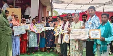 नगर पालिका जांजगीर-नैला एवं ग्राम पंचायत परसाही (नाला) में जनसमस्या निवारण शिविर का हुआ आयोजन
सुशासन शिविर में बड़ी संख्...