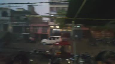 बिना मौसम की बारिश से जनजीवन अस्त-व्यस्त