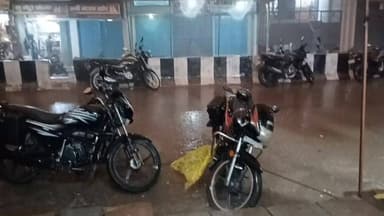 सिकन्दरपुर में झमाझम बारिश के साथ पड़े ओले
