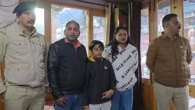 #manali मॉल रोड मनाली पर गुम हुई ढाई वर्षीय बच्ची को पुलिस ने सुरक्षित ढूंढा
देसी चैनल कुल्लू
पर्यटन नगरी मनाली के मॉल...