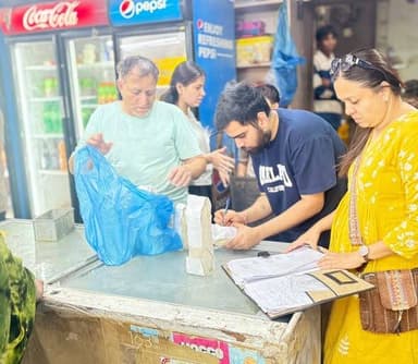 ग्रीष्म ऋतु को ध्यान में रखते हुए खाद्य एवं औषधि प्रशासन रतलाम द्वारा जिले में मिलावट के विरुद्ध लगातार कार्रवाई की जा र...