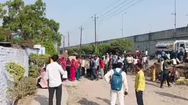 अकबरपुर: रायपुर स्थित जीपीएल फैक्ट्री में मजदूरों ने निर्धारित वेतन की मांग को लेकर किया हंगामा और प्रदर्शन