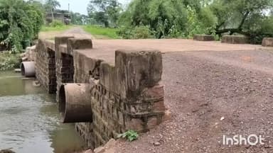गुरूर: ग्राम अर्जुनी में दो ब्लॉक को जोड़ने वाला महत्वपूर्ण मार्ग उपेक्षा का शिकार, क्षतिग्रस्त पुलिया से आवागमन मजबूरी