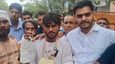 #बहरोड़ में मिस्त्री के साथ मारपीट, दोनों हाथ तोड़े, न्याय के लिए बहरोड़ पुलिस थाने पहुँचे मिस्त्री यूनियन।