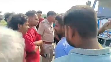 पिपराही: डीजे वाहन और मोटरसाइकिल की भीषण टक्कर में दो लोग घायल, सदर अस्पताल में भर्ती, मुजफ्फरपुर रेफर