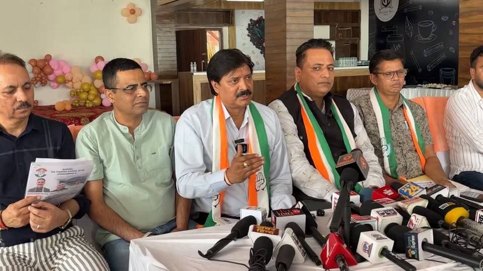 धर्मशाला : #live नगर निगम चुनावों को लेकर क्या बोले देवेंद्र जग्गी | Kangra Express
#kangraexpress #congressnews #Dhar...
