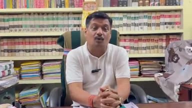 ନୟାଗଡ: ନିର୍ଦୋଷୀକୁ ଗିରଫ ଉଦ୍ୟମ ,ଶ୍ରୀଧର ମୁହଁ ଖୋଲିବାରୁ ସତ ସାମ୍ନା ଆସିବା ଘଟଣାରେ ବଡ଼ ପ୍ରଶ୍ନ ଉଠାଇଲେ ଜିଲ୍ଲା ଓକିଲ ସଂଘ ସଭାପତି ରଞ୍ଜିତ ଦାସ