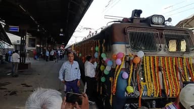#अजमेर #रेलवे #स्टेशन से तीन नई नियमित साप्ताहिक ट्रेनों गाड़ी संख्या 09621/09622 अजमेर-#बांद्रा साप्ताहिक एक्सप्रेस, गाड़...