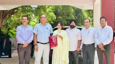 बरेली: रुहेलखंड यूनिवर्सिटी में जूही नसीम का पीएचडी वायवा, होटलों में बाल मजदूरी रोकने के लिए दिए धांसू सुझाव