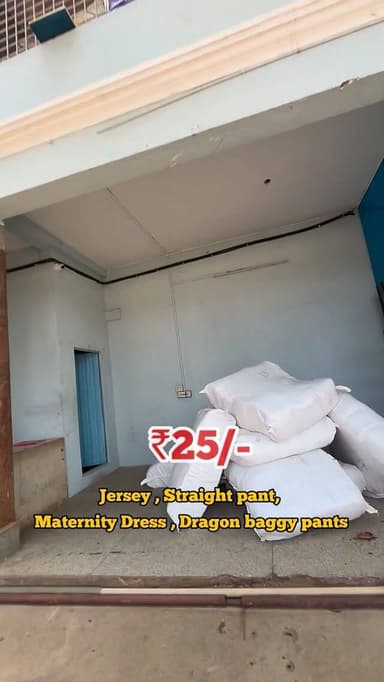 📌Follow @love_bengaluru
.
.
#jersey #iplmatchday #straightpants #jerseyclothing