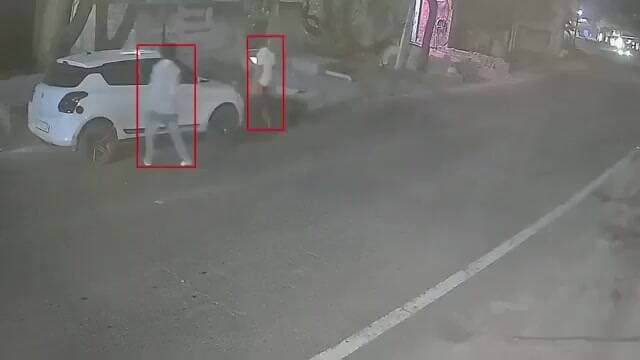 हरियाणा में गोलियों की बरसात! सरेआम 40 राउंड फायरिंग से दहला इलाका, VIDEO वायरल
#roorkee_breaking
#PradeepBatra
#india...