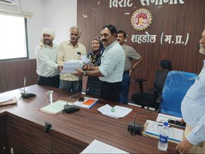 
कलेक्टर की अध्यक्षता में स्टैंडिंग कमेटी
की बैठक सम्पन्न
मतदाता सूची के प्रकाशन एवं पुनरीक्षण
कार्यों की दी गई जानकारी