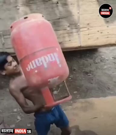 नाबालिक बच्चें से इतना भारी कराया जा रहा काम प्रशासन मौन #news #video #trendingnews #salamindia18 #LatestNews #majduri