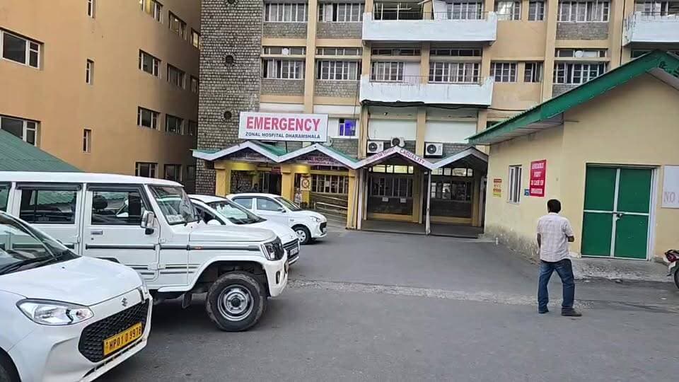 धर्मशाला के साथ लगते क्षेत्र करेरी में हुआ दुखद हादसा, 24 वर्षीय बीडीएस प्रशिक्षु की डूबने से हुई मौत, देखें लाइव
#hima...