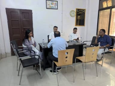 त्रिस्तरीय पंचायत उप निर्वाचन-2026 : प्रेक्षक श्री प्रेम प्रकाश शर्मा ने किया निर्वाचन क्षेत्रों एवं स्ट्रॉन्ग रूम का नि...