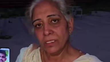 करनाल: हाईवे के पास झाड़ियों में मिली डेड बॉडी की हुई पहचान, मृतक की माताजी पहुंची पोस्टमार्टम हाउस