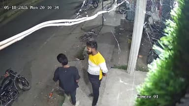 ager aap log isse jante hai to mujhe messenge kare ye chor hai