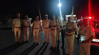 🚨 A-Class Nakabandi Action 🚨
सलूम्बर पुलिस की सतर्क निगाहें, अपराधियों पर कड़ी निगरानी 👮♂️
सुरक्षा, कानून व्यवस्था और ज...