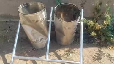 लवाण: लवाण कस्बे के जैन मोहल्ले से चोरी हुए स्टील के कचरा पात्र रात को चोरों ने वापस रख दिए