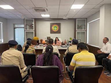 ▶️जघन्य सनसनीखेज गंभीर प्रकरणों की समीक्षा एवं NCORD समिति की बैठक कलेक्टर की अध्यक्षता में संपन्न,
▶️नागरिकों को नारकोट...