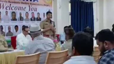 नोएडा शहर में कानून व्यवस्था बेहतर करने को डीसीपी नोएडा साद मियां खान ने सेक्टर 52 में फोनरवा कार्यालय में लगभग 150 RWA ...