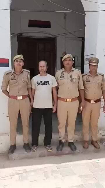 बिल्हौर पुलिस ने एससी/एसटी एक्ट के वाँछित अभियुक्त को पकड़ा