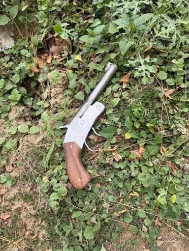 *थाना ईकोटेक तृतीय पुलिस व बदमाशों के बीच हुयी पुलिस मुठभेड के सम्बन्ध में -*
*घटना/कार्यवाही का विवरण-*
दिनांक 20.05.2...