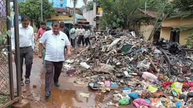 ಹರಿಹರ: ಭಾರೀ ಮಳೆ; ಜನಜೀವನ ಅಸ್ತವ್ಯಸ್ಥ; ಶಾಸಕ ಹರೀಶ್ ಪರಿಶೀಲನೆ