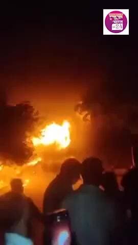 शास्त्री पार्क के फर्नीचर मार्केट में भीषण आग, करोड़ों का सामान जलकर खाक #trending