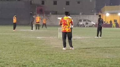 'ओमेगा कप हजारीबाग T-10 नाइट 🏏 टूर्नामेंट 2026-
Day-8. Super - 8
Hazaribagh Old बनाम आतिक्ष बजाज के बीच महामुकाबला
#i...