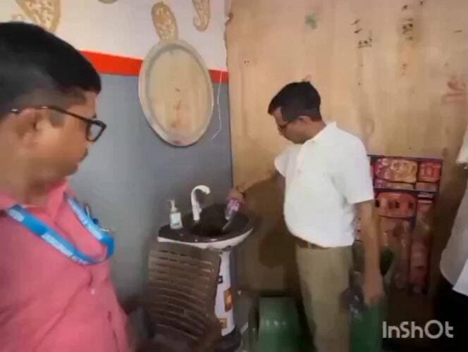 बज्जु में मिठाई की दुकान से सेम्पल लिए
#rahulsewagjhajhu #SPBikaner #dpknews #kolayat #कोलायत #बीकानेर #LatestNews #bik...