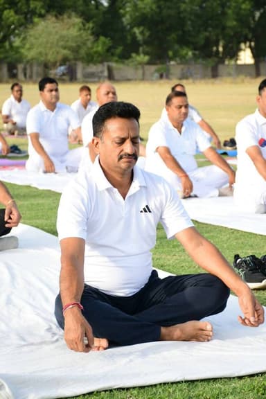 जिला पुलिस अधीक्षक बून्दी श्री अवनीश कुमार शर्मा के नेतृत्व में आज संडे ऑन साइकिल कार्यक्रम का सफलतापूर्वक आयोजन किया गय...