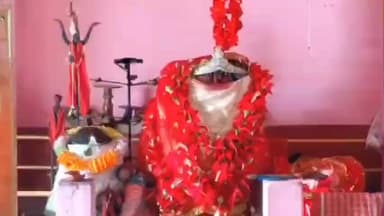 বিলাসীপাৰা ভাগ: বিলাসীপাৰাৰ উদমাৰী মা কামাখ্যা মন্দিৰত চোৰৰ চাফাই অভিযান। চোৰে লুটি নিলে মাৰ আ অলংকাৰ।