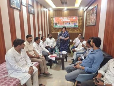 ग्रेटर नोएडा में भारतीय जनता पार्टी द्वारा कासना मंडल के शक्ति केंद्र सेक्टर-36 पर एक महत्वपूर्ण बैठक का आयोजन किया गया।...