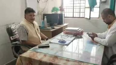ज्ञानपुर: मुख्य चिकित्सा अधिकारी के निरीक्षण में मिली खामियां, कर्मचारी का वेतन बाधित