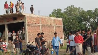 #पत्नी के जाने से #आहत पति ने #टावर पर #चढ़कर कूदने की #धमकी दी, पुलिस हुई #तैनात