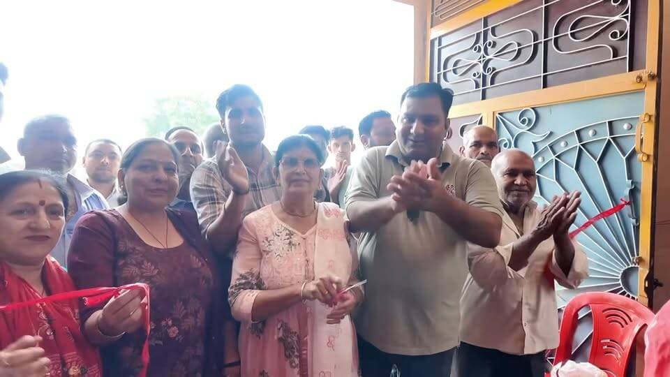 #इमली_खेड़ा #नगर_पंचायत अध्यक्ष #मनोज_सैनी ने #राजकुमारी_सैनी की पहल की सराहना, इमली खेड़ा में स्वैच्छिक रक्तदान और निशु...