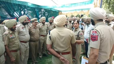ਬਠਿੰਡਾ: ਗਰੋਥ ਸੈਂਟਰ ਵਿਖੇ ਨਗਰ ਨਿਗਮ ਚੋਣਾਂ ਨੂੰ ਲੈ ਕੇ ਪੁਲਿਸ ਬਲ ਦੀਆਂ ਟੀਮਾਂ ਤਿਆਰ