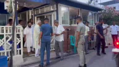 কলকাতা: কালীঘাটের বৈঠকে বড় সিদ্ধান্ত, বারাসতের নতুন সভাপতি তাপস চট্টোপাধ্যায়