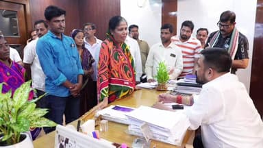 ସୁକିନ୍ଦା: କୁମାରୀ ସ୍ଥିତ ବିଜେପି କାର୍ଯ୍ୟାଳୟରେ ଲୋକଙ୍କ ସମସ୍ୟା ପଚାରି ବୁଝିଲେ ବିଧାୟକ ହିମାଂଶୁ
