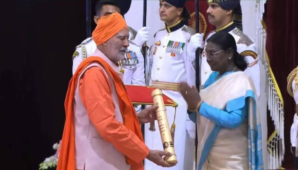#पद्मश्री से सम्मानित हुए स्वामी ब्रह्मदेव जी महाराज, श्रीगंगानगर सहित पूरे राजस्थान में हर्ष की लहर
संगरिया की आवाज़।
श...