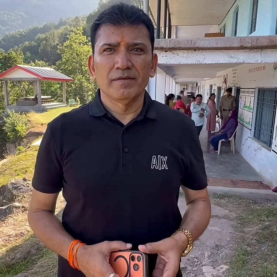 MLA प्रकाश राणा ने गोलवां पंचायत में किया मतदान, पंचायत चुन ली गई है निर्विरोध... BDC और जिला परिषद के लिए डाला वोट।
#Pa...