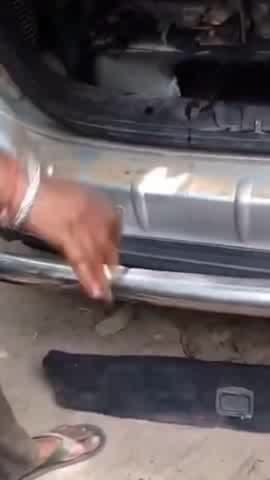 बड़हरा: कृष्णागढ थाना पुलिस को मिली बड़ी सफलता, एक सिल्वर रंग का XUV कार से वाहन चेकिंग के दौरान अंग्रेजी शराब की कुल 33.4 जब्त