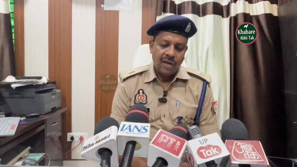 #मऊ : सदर विधायक अब्बास अंसारी का गनर निलंबित, विभागीय कार्रवाई से मचा हड़कंप,जाने पूरा मामला!
#Mau #AbbasAnsari #UPPoli...