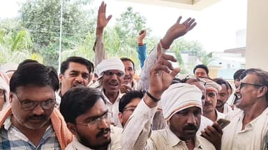 गाडरवारा: राष्ट्रीय किसान मजदूर संघ ने एसडीएम कार्यालय में एसडीएम श्रीमती कलावती ब्यावरे को ज्ञापन दिया