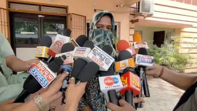 ଅନୁଗୋଳ: ଲଙ୍ଗୁଳିଆବେଡ଼ା ଅଞ୍ଚଳର ଜଣେ ବିଧବା ମହିଳାଙ୍କୁ ପ୍ରେମିକ ଧୋକା ଦେଇଥିବା ନେଇ ଥାନାରେ ପ୍ରତିକ୍ରିୟା ରଖିଲେ ମହିଳା