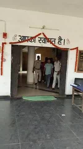 सूरजपुर: सूरजपुर जिले की पुलिस ने 3 मवेशी तस्करों को गिरफ्तार किया, 1 लाख रुपये कीमत के 5 मवेशी भी बरामद