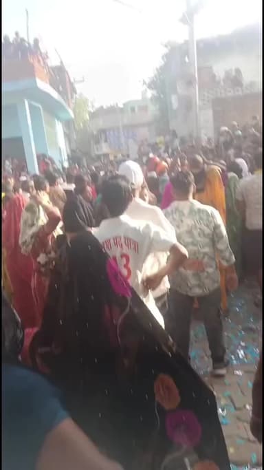 #गभाना क्षेत्र के गांव कलुआ में मां काली की भव्य शोभा यात्रा बड़े ही श्रद्धा, उत्साह और धार्मिक वातावरण के बीच निकाली गई